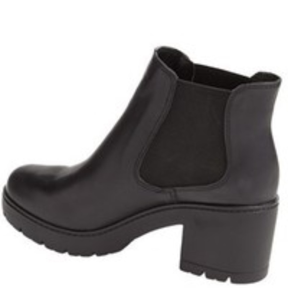 Steve Madden leather booties - Picture 2 of 8